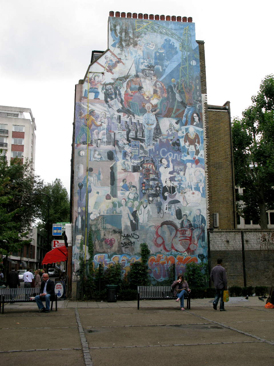 Tottenham Court Rd