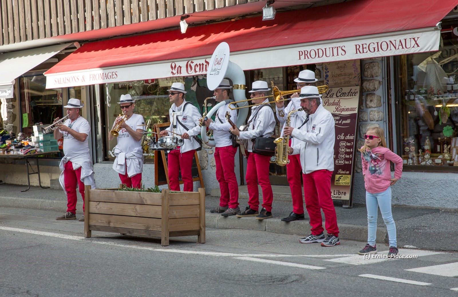 Photo Image Of: A street jazz band playing at the Braderie