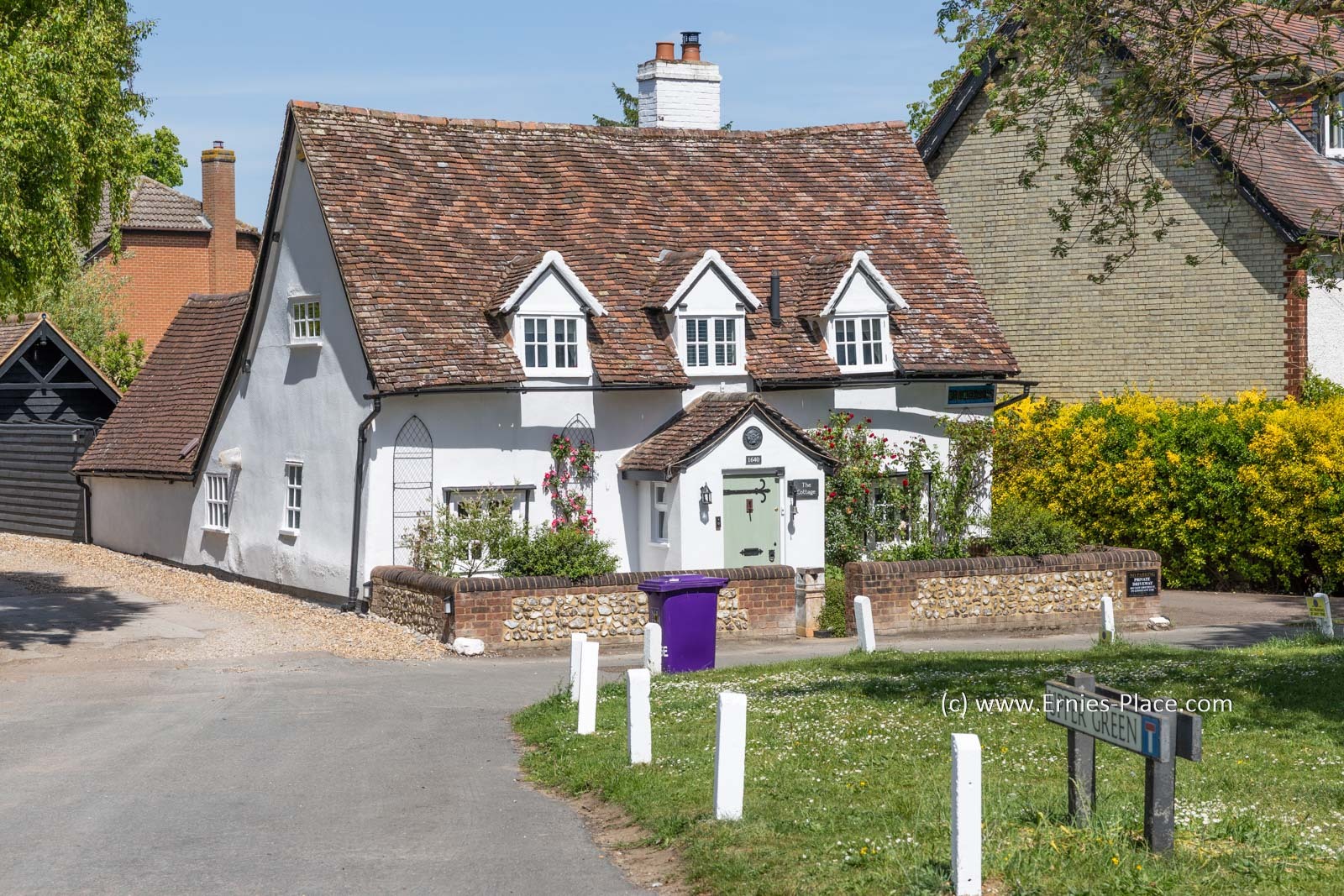 Photo Image Of: Lovely old cottage