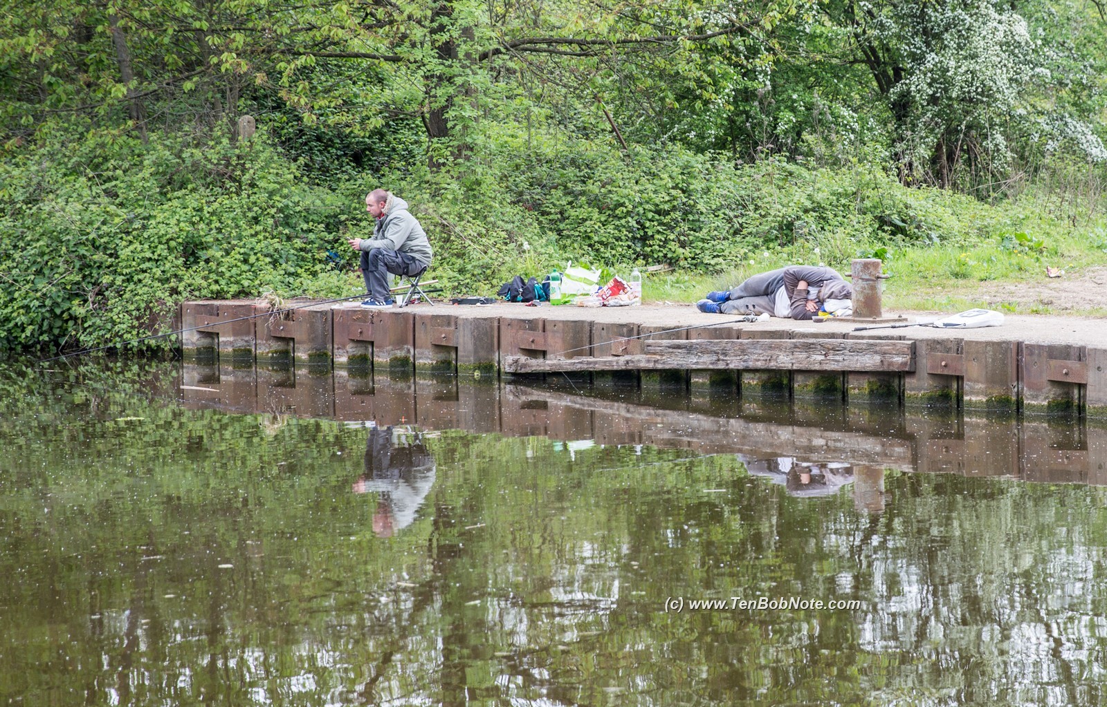 Fishing is such a strenuous sport!!! Grand Union Canal 