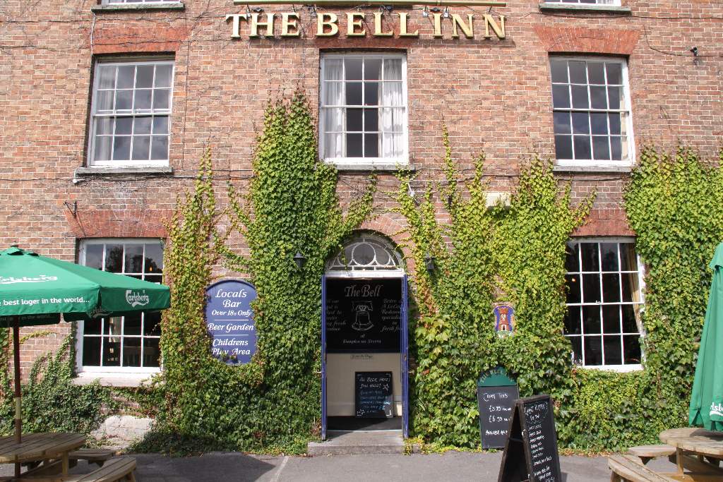 Bell Inn