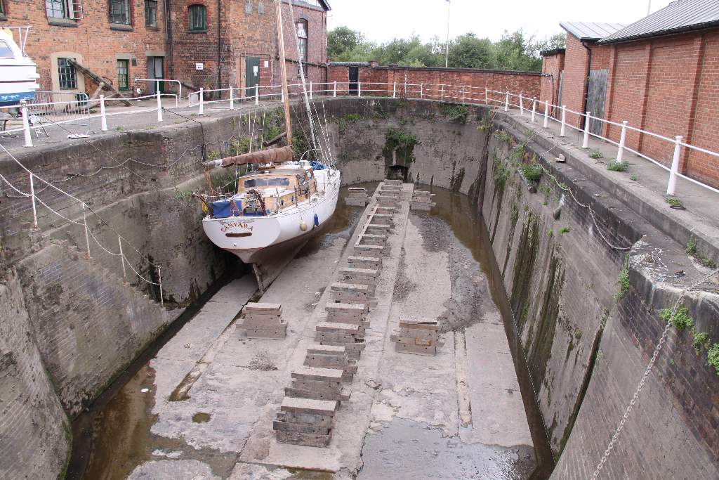 Dry dock