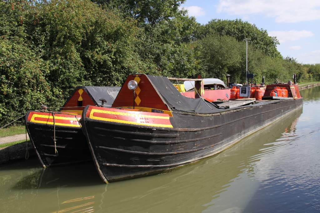 coal boats
